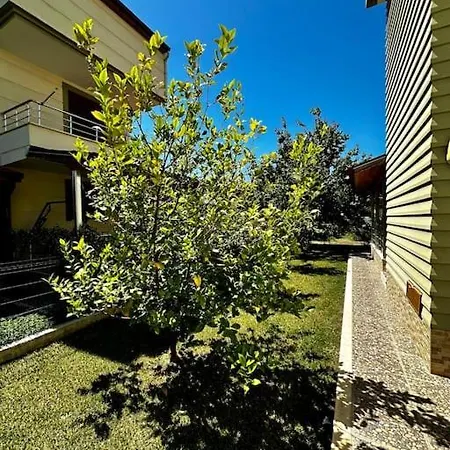Villa Denize Yakin Muestakil Tripleks